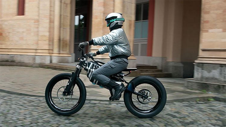 BMW Motorrad Vision AMBY: entre moto y bici para la ciudad