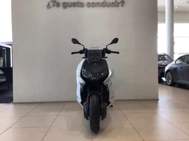 BMW CE 04 Urban