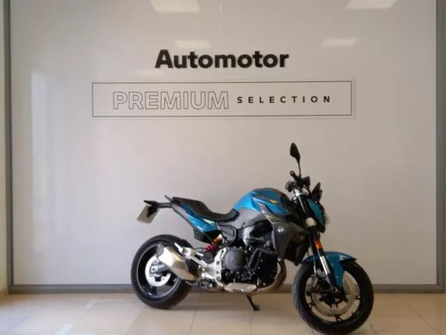 BMW F 900 R Roadster / Naked Bike