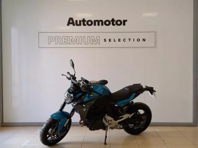 BMW F 900 R Roadster / Naked Bike